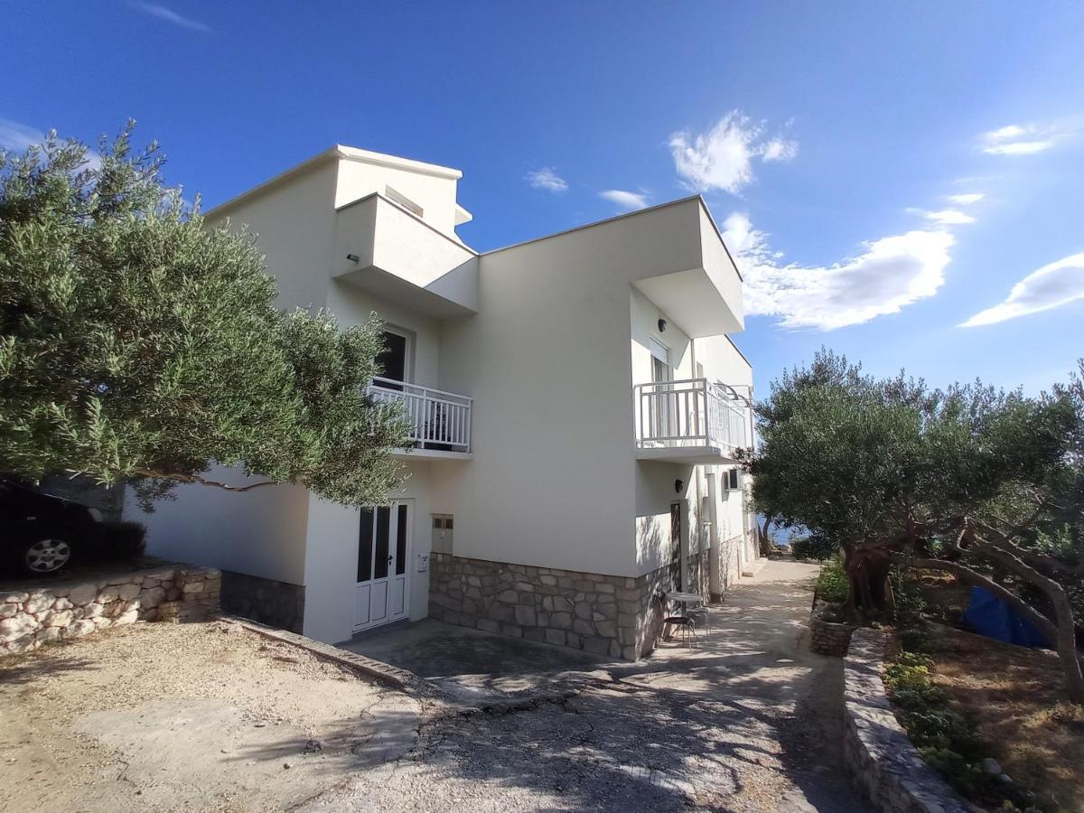 Апартаменты Casa Del Olivo Тучепи Экстерьер фото